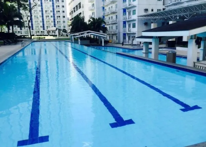 Grass Residences Tower 4, A Walk Away From Sm North Apartahotel *